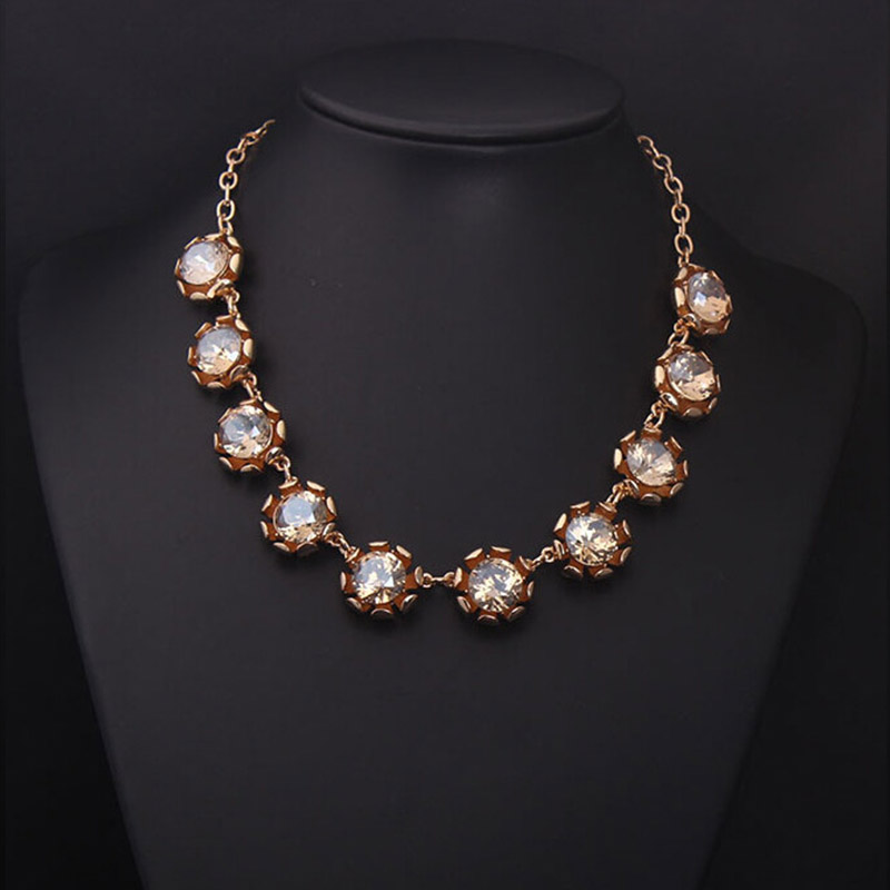 Women Accessories Dubai - Neue Luxus Kristall Halskette für Frauen