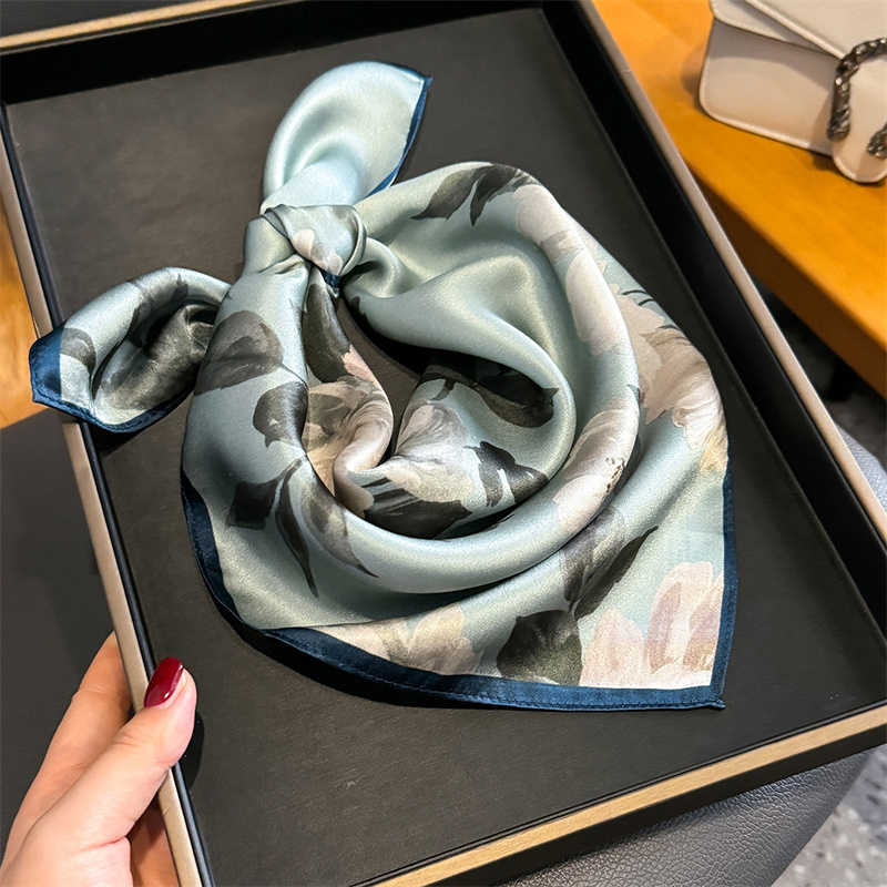 100% Seide Schal Bandana Fraue – Silk Scarf Square Bewertung und Preis