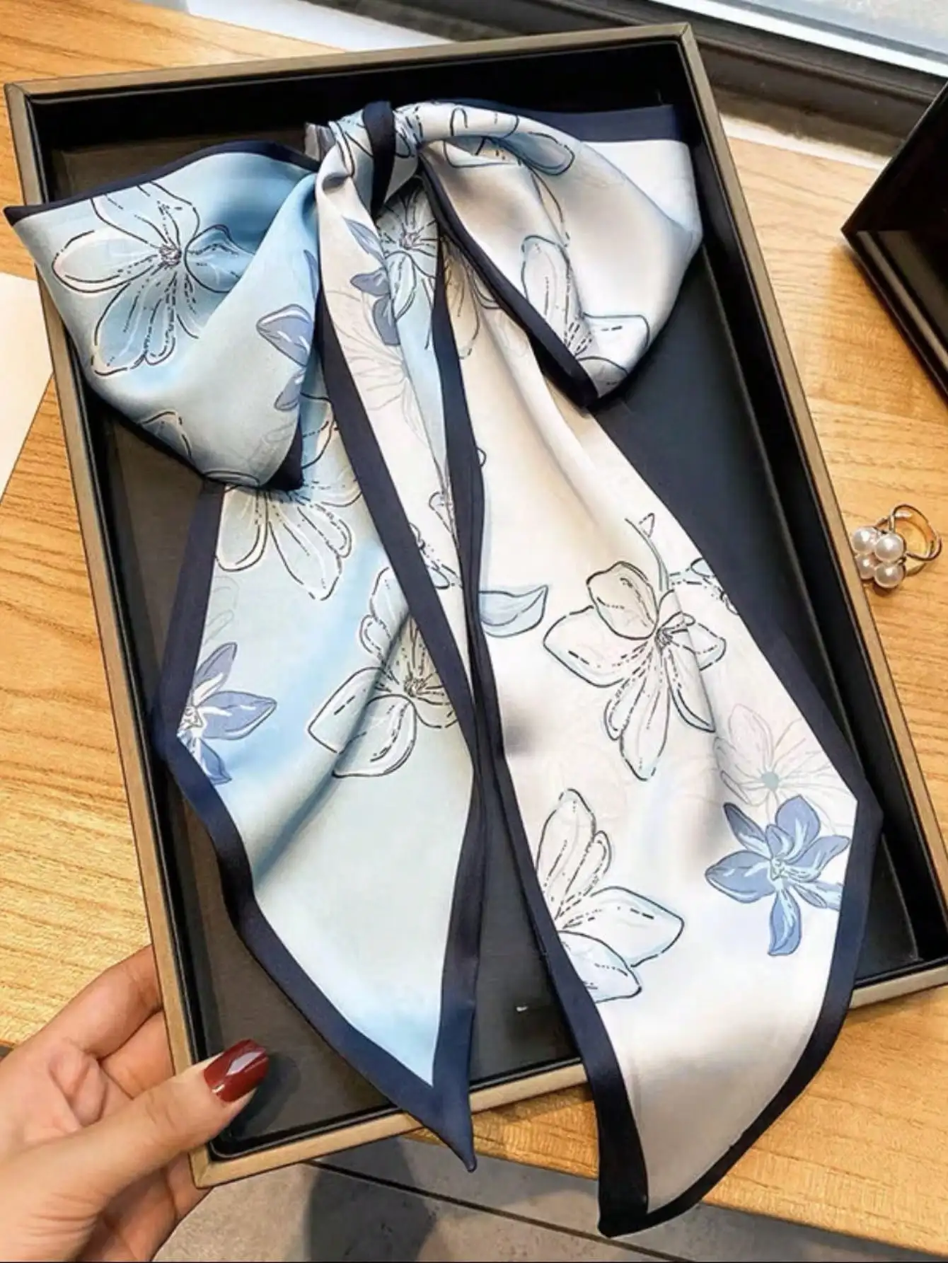 Lässiger quadratischer Schal a – Silk Scarf Square Bewertung und Preis